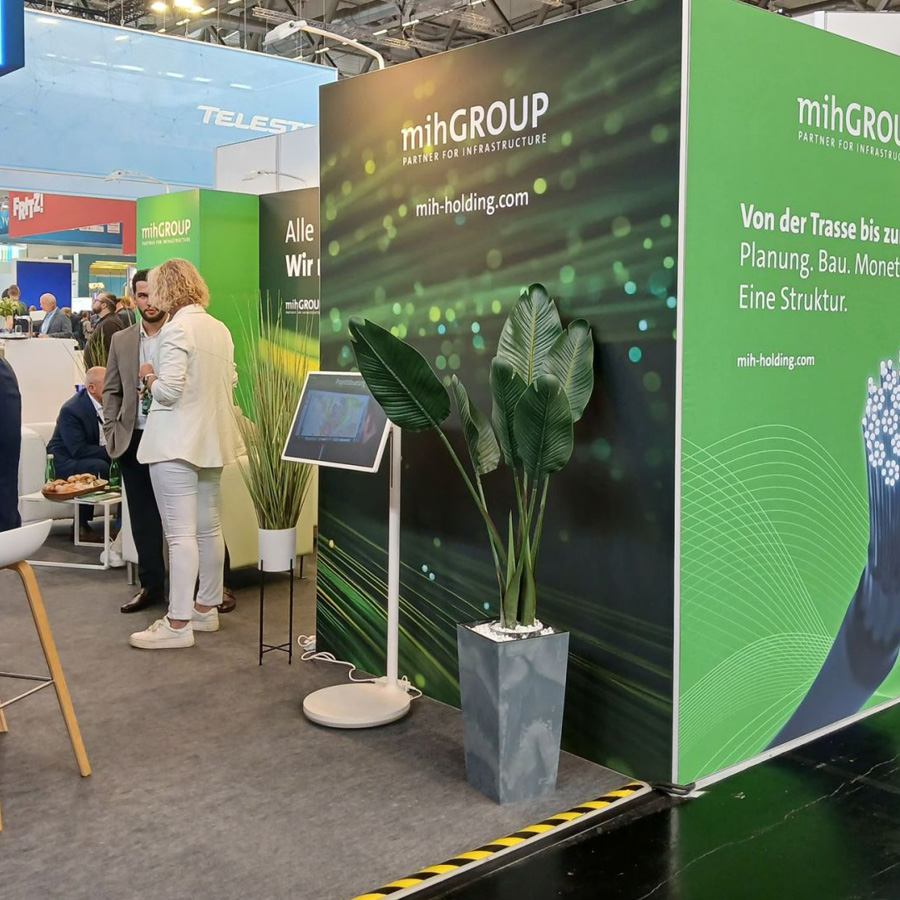 Messestand der mih Group auf der ANGA COM 2026.