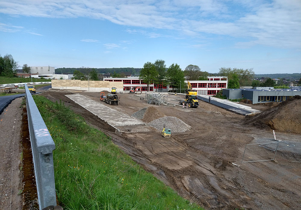 L70n, Neubau Regenklärbecken West und Schulparkplatz