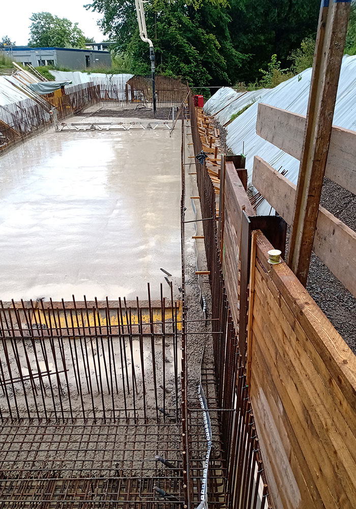 L70n, Neubau Regenklärbecken West und Schulparkplatz